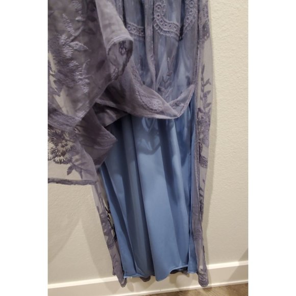 HONEY PUNCH Blue Lace Mesh Overlay Maxi Dress - Picture 7 of 9